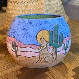 Desert Western Coyote Moon Cactus Vase Pot Vintage SouthWestern